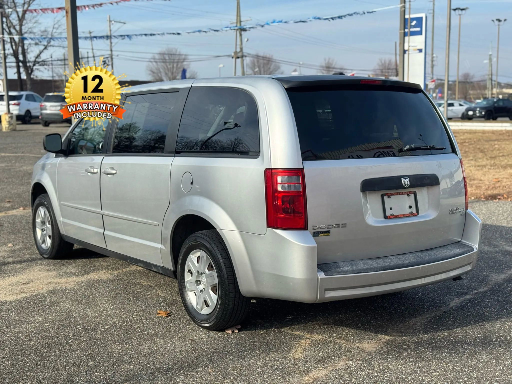 Used 2010 Dodge Grand Caravan SE w/ Climate Group image 2