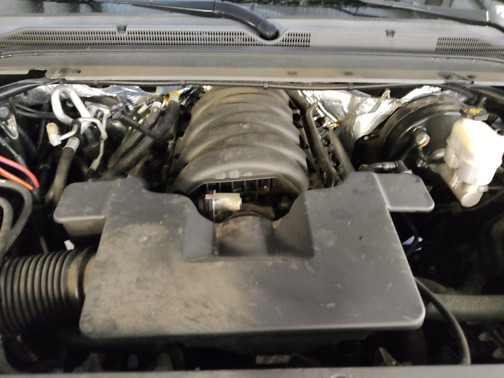 Used 2018 Chevrolet Suburban LT image 30