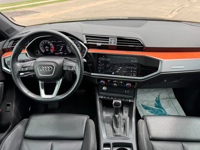 Used 2020 Audi Q3 2.0T Prestige w/ Prestige Package AWD/4WD image 17