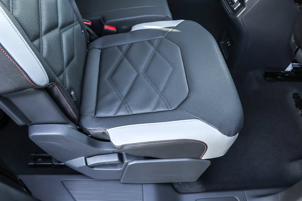 New 2026 Volkswagen Atlas Peak Edition AWD/4WD image 39