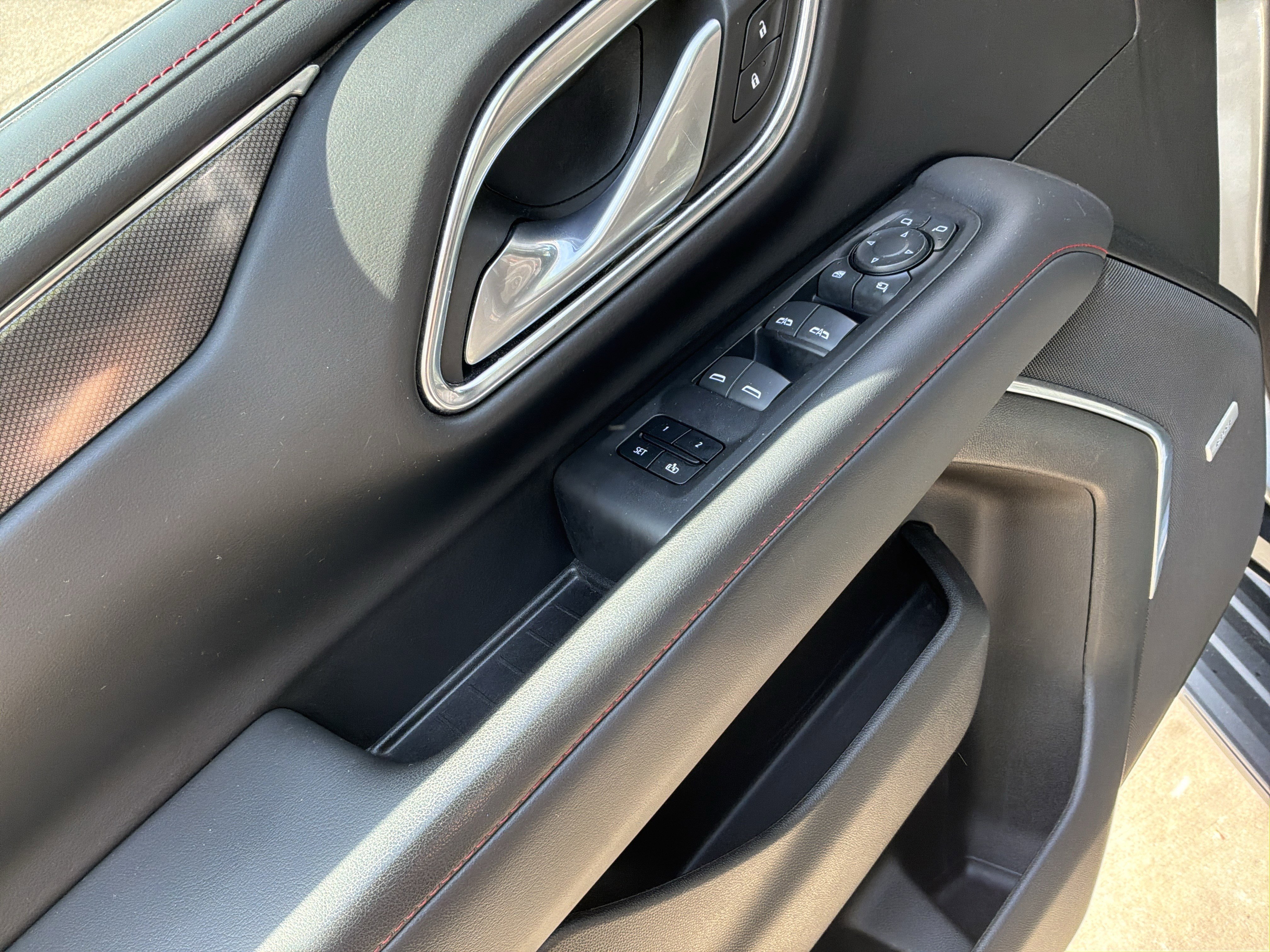 Used 2023 Chevrolet Tahoe RST w/ Luxury Package image 15