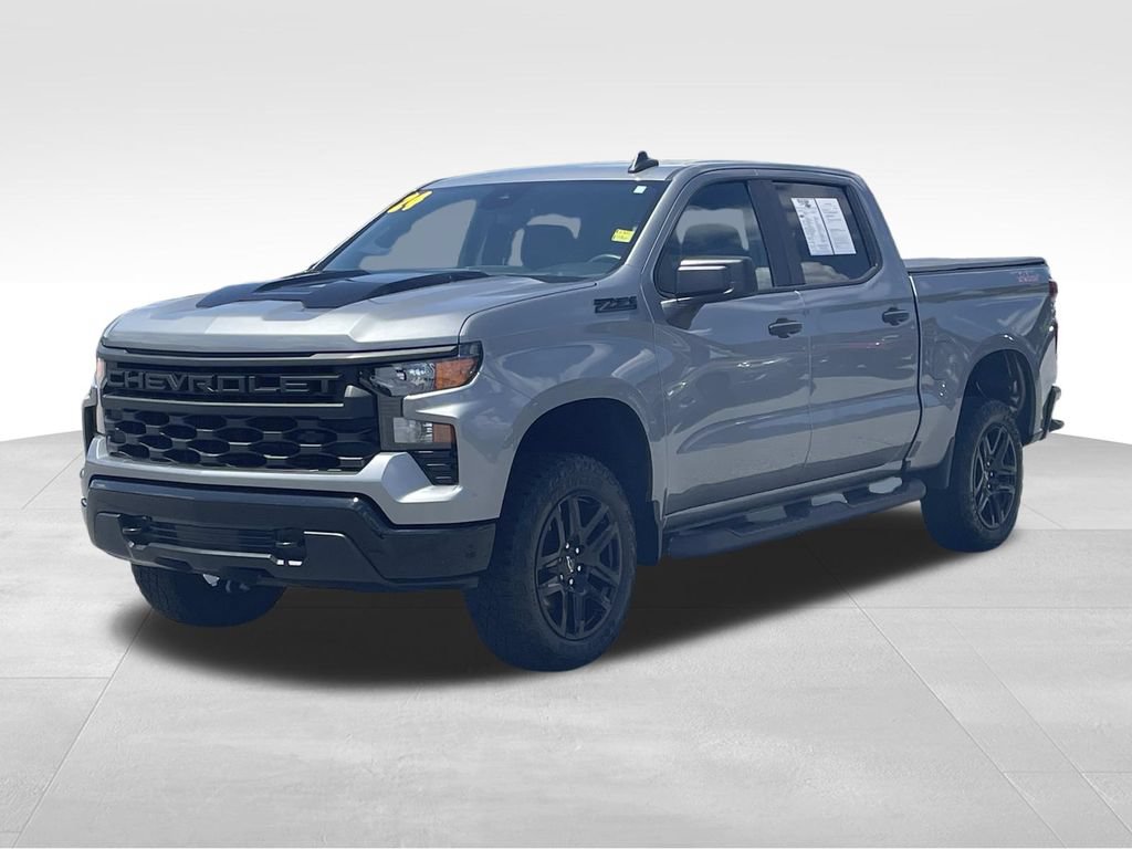 Used 2024 Chevrolet Silverado 1500 Custom Trail Boss w/ Turbomax Blackout Package AWD/4WD image 8