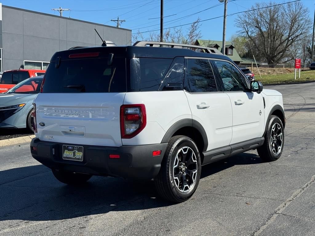 Used 2025 Ford Bronco Sport Outer Banks w/ Outer Banks Tech Package+ image 3