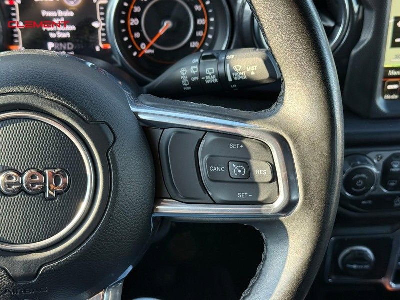 Used 2022 Jeep Wrangler Unlimited Sahara AWD/4WD image 22