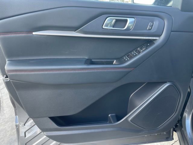 New 2026 Ford Explorer ST-Line image 18
