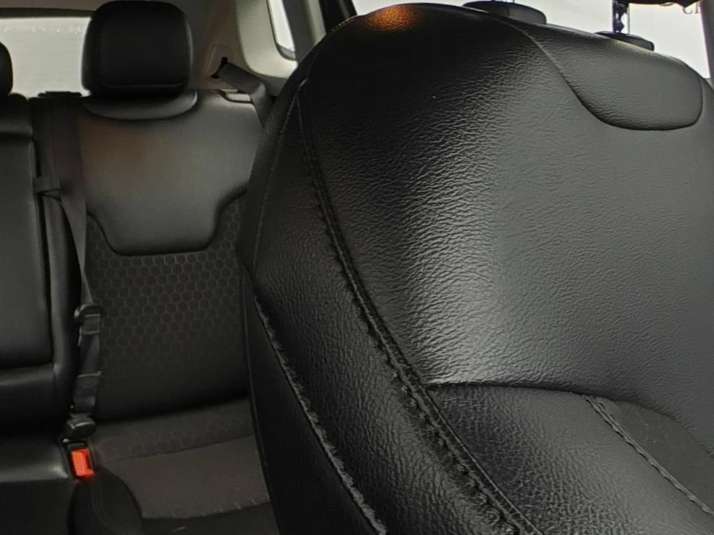 Used 2021 Jeep Compass Latitude FWD image 24