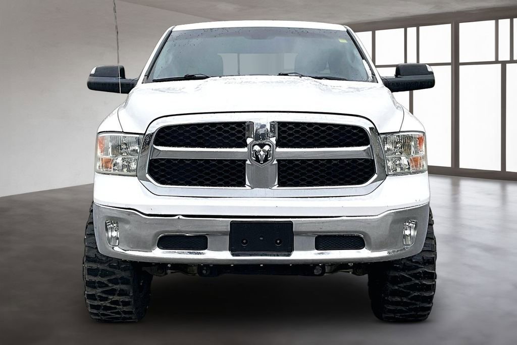 Used 2017 RAM 1500 Classic SLT image 2