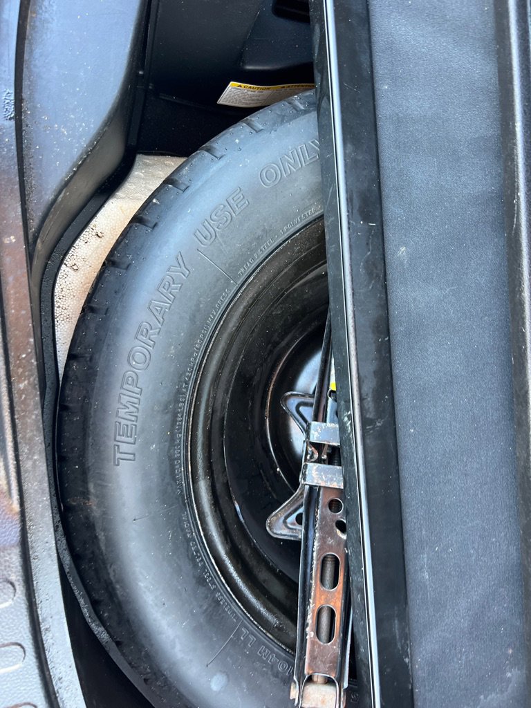 Used 2018 Toyota RAV4 Adventure image 20