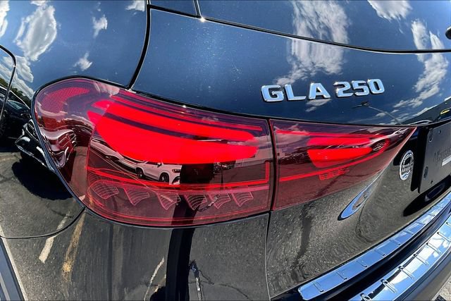 Used 2026 Mercedes-Benz GLA 250 4MATIC image 25