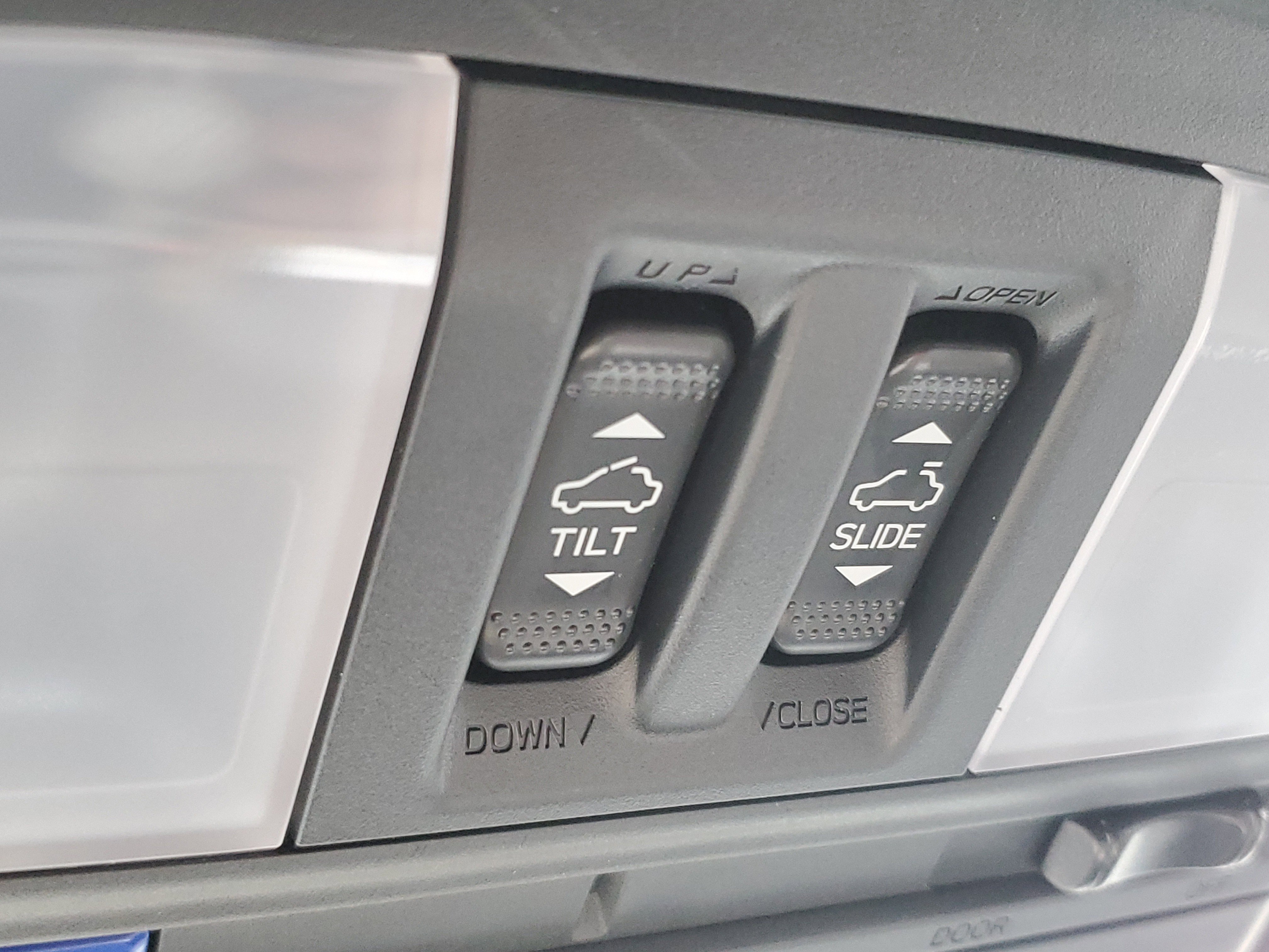 Certified 2025 Subaru Crosstrek 2.5i Sport AWD/4WD image 29