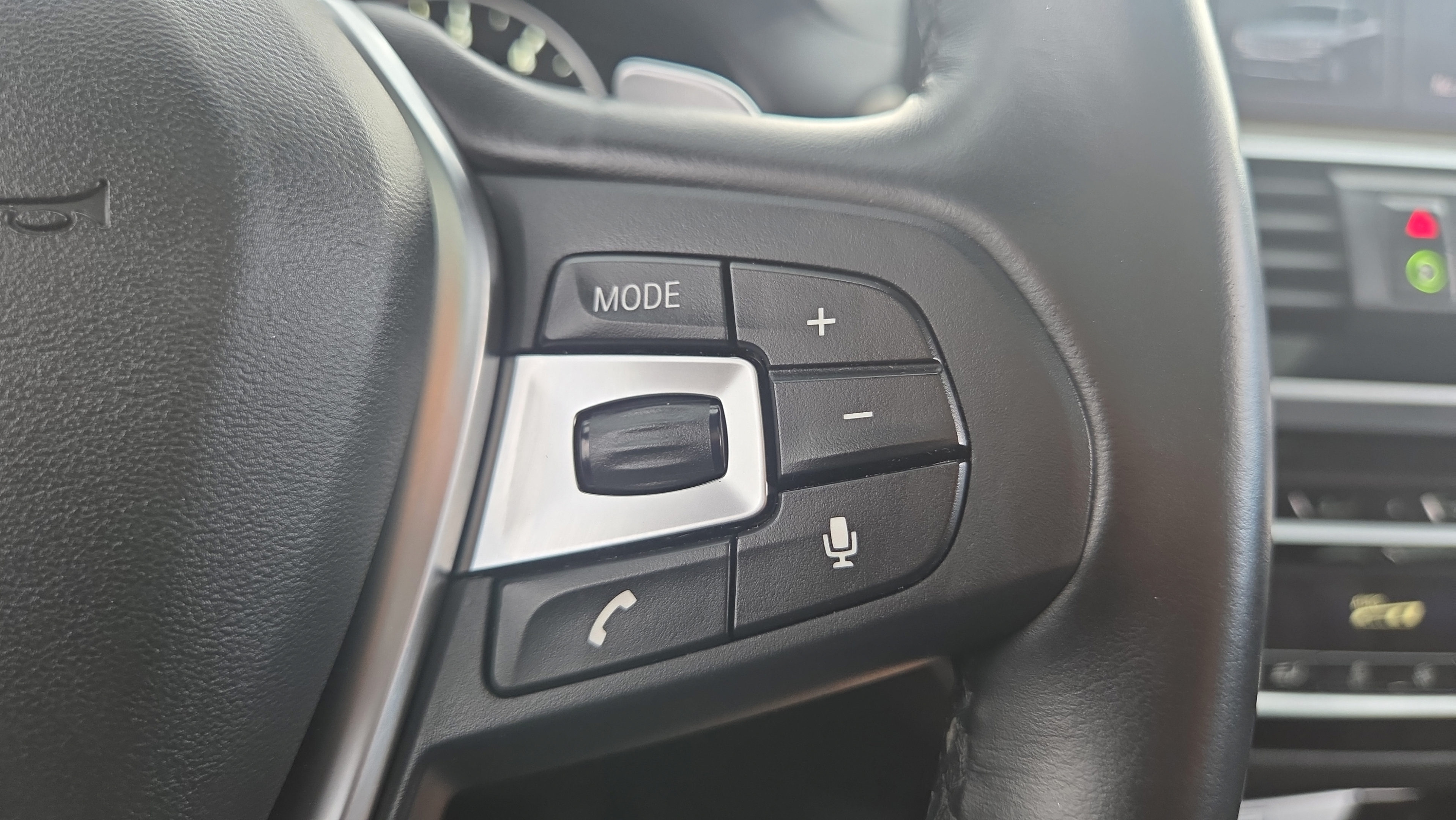 Used 2019 BMW X3 xDrive30i AWD/4WD image 24
