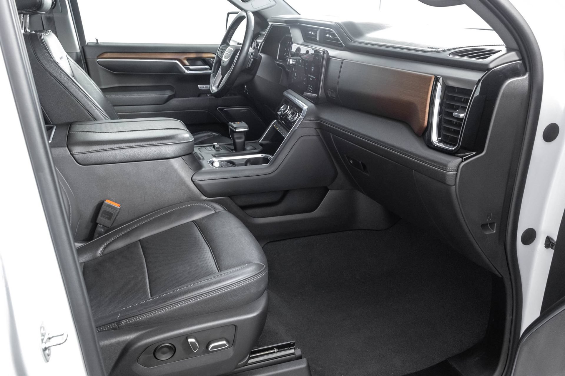 Used 2023 GMC Sierra 1500 Denali w/ Denali Reserve Package AWD/4WD image 50