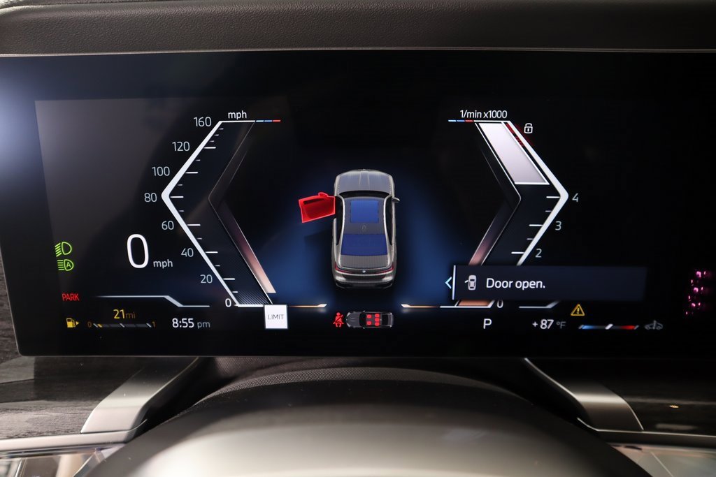 New 2025 BMW 760i xDrive image 5