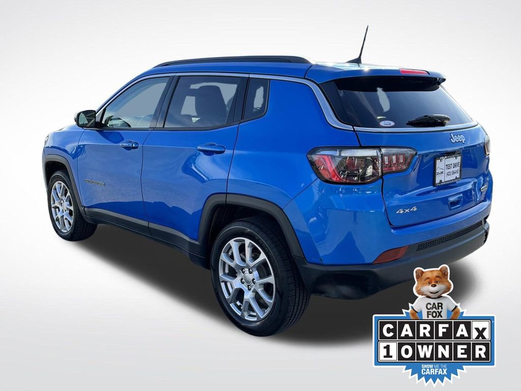 Used 2022 Jeep Compass Latitude image 3