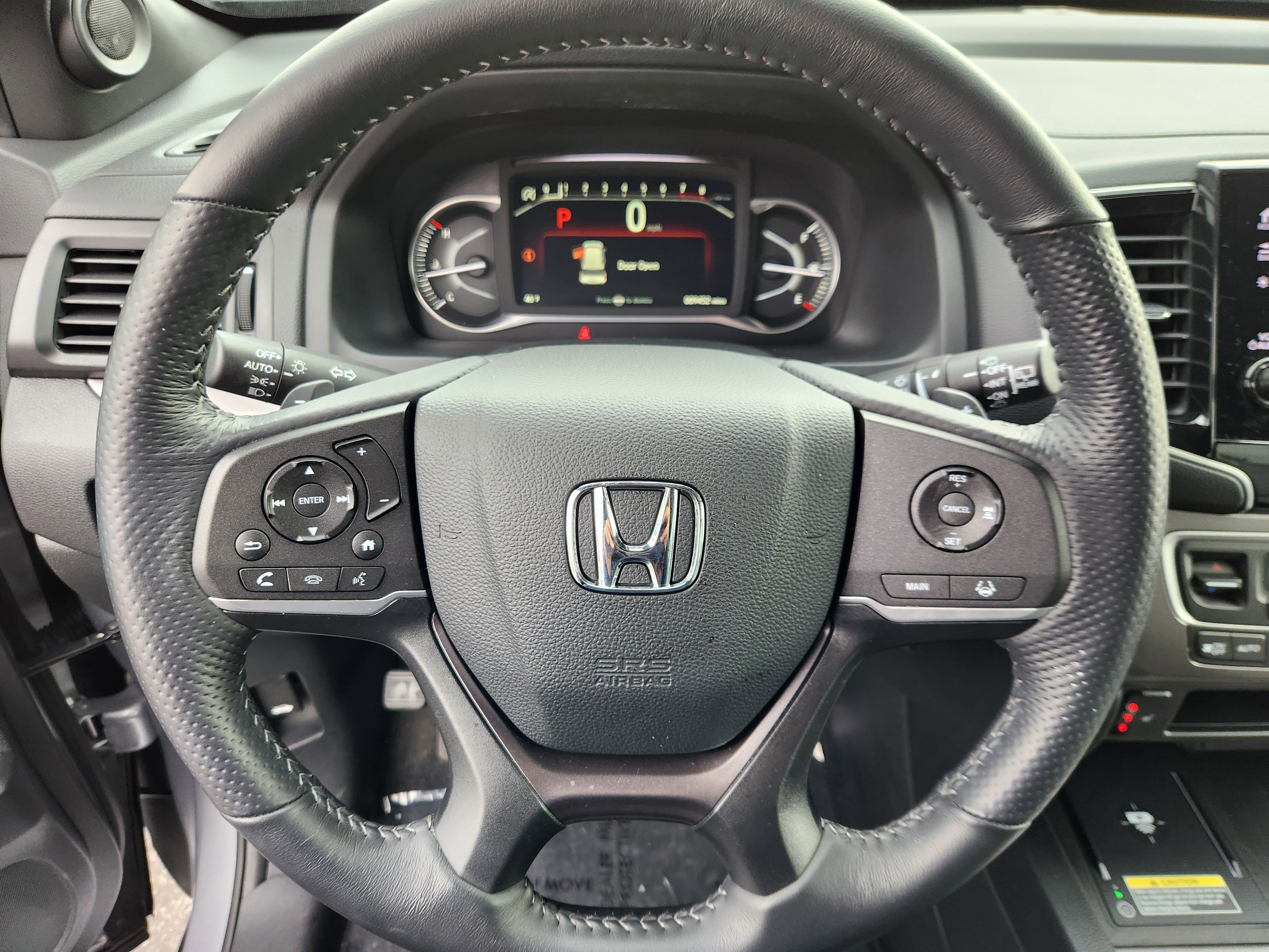 Certified 2025 Honda Passport EX-L image 8