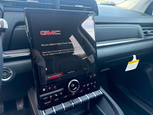 New 2027 GMC Terrain Denali w/ LPO, Black Badging Package AWD/4WD image 17