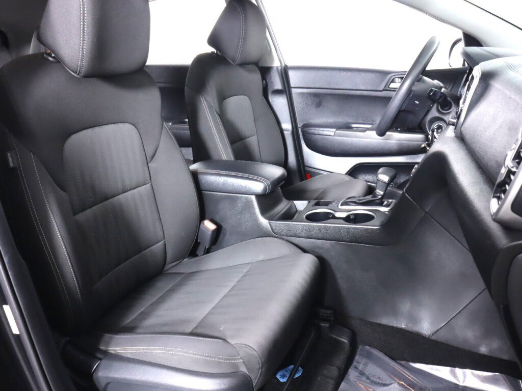 Used 2017 Kia Sportage LX image 33