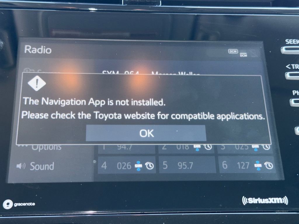 Used 2022 Toyota Prius FWD image 22