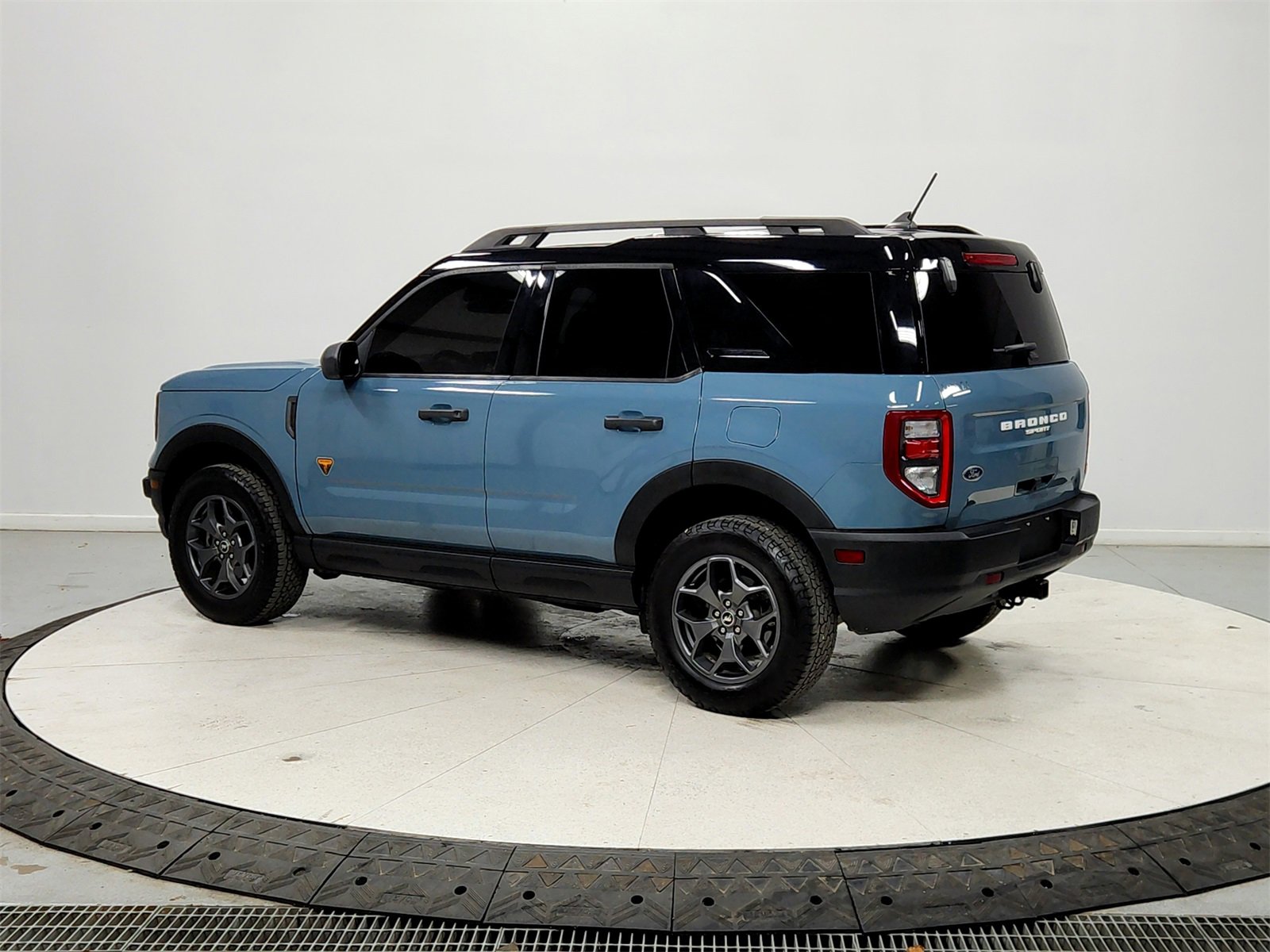 Used 2021 Ford Bronco Sport Badlands image 5