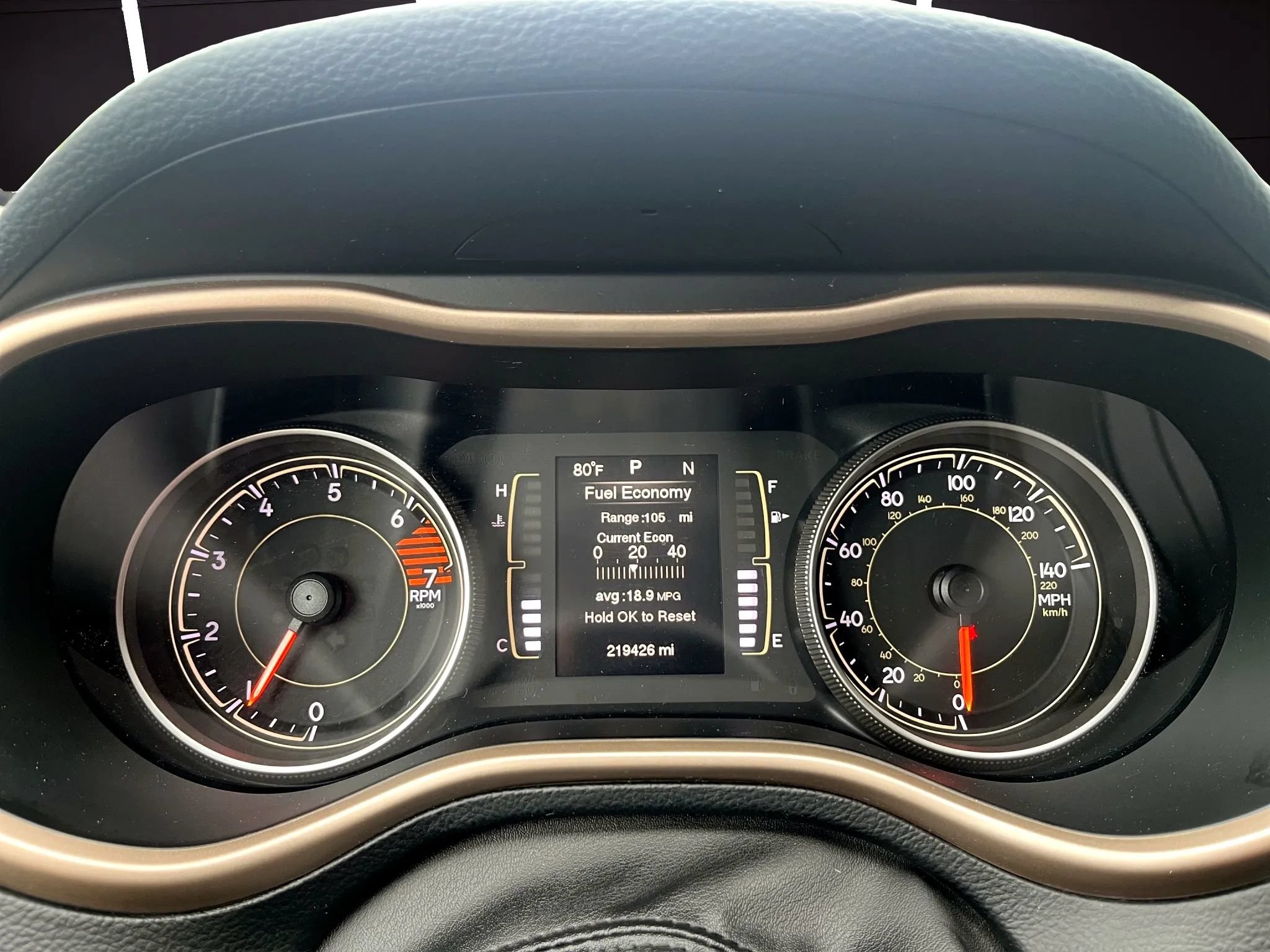 Used 2016 Jeep Cherokee Latitude AWD/4WD image 17