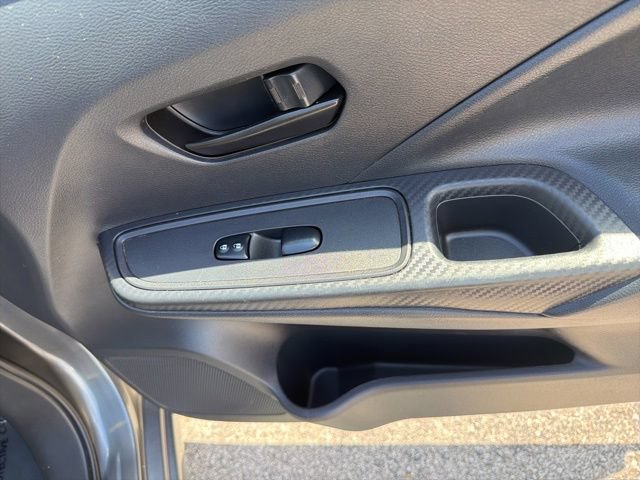 Used 2021 Nissan Versa S FWD image 27