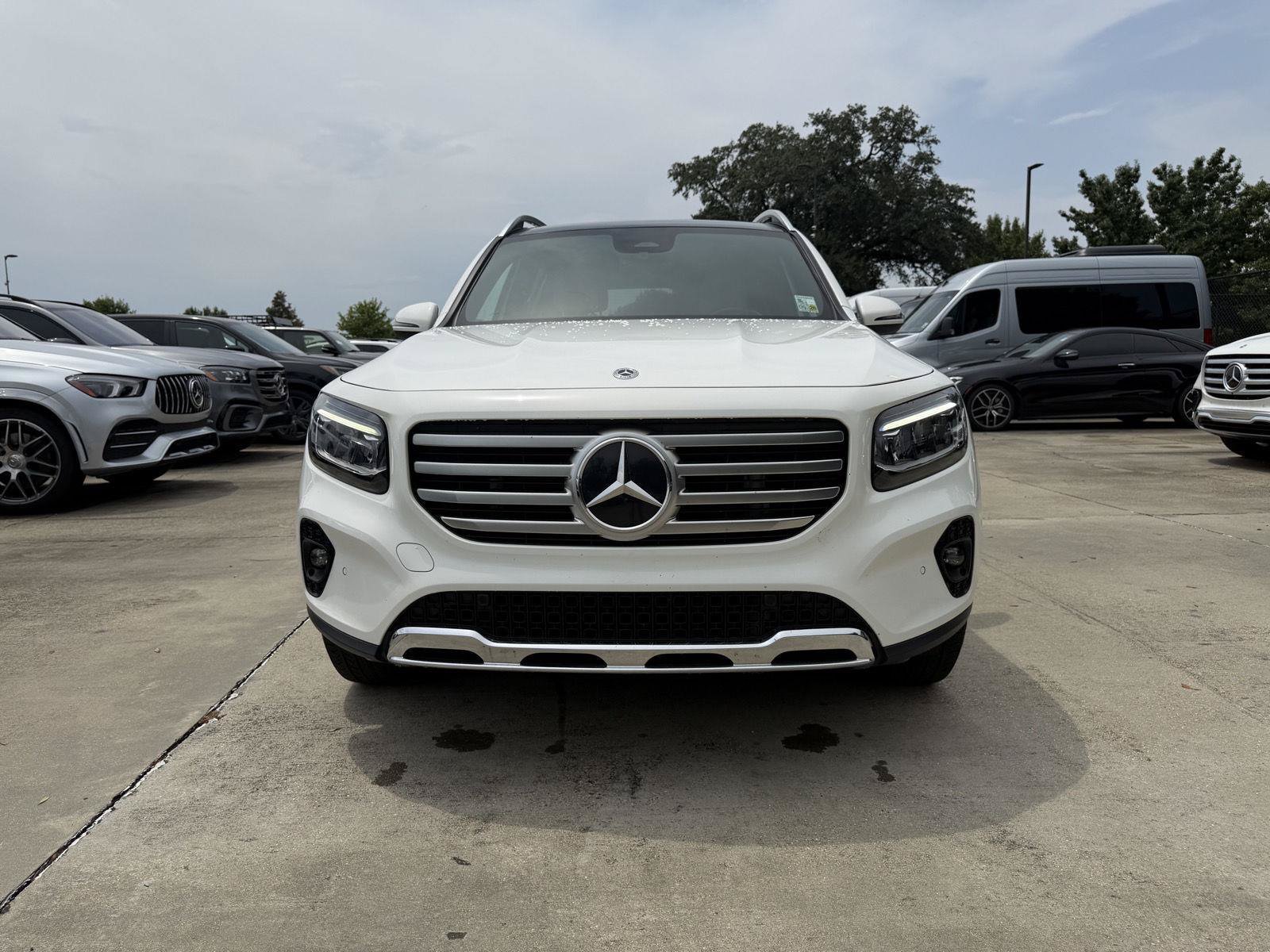 Certified 2024 Mercedes-Benz GLB 250 image 2
