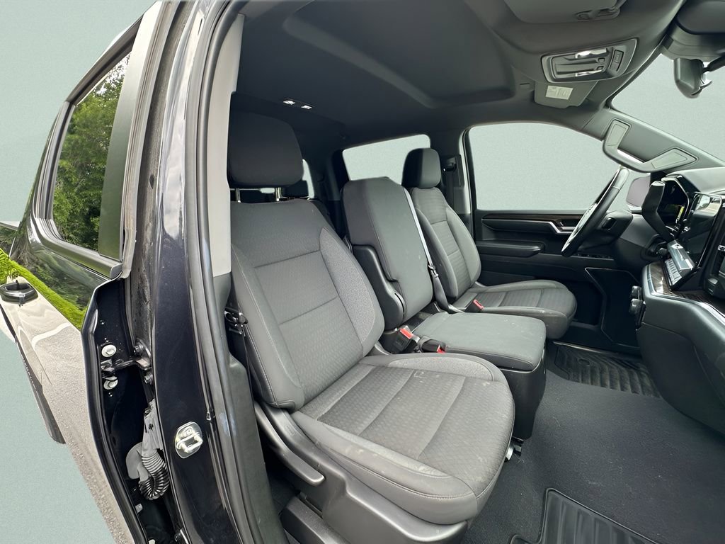 Used 2023 Chevrolet Silverado 1500 LT AWD/4WD image 24