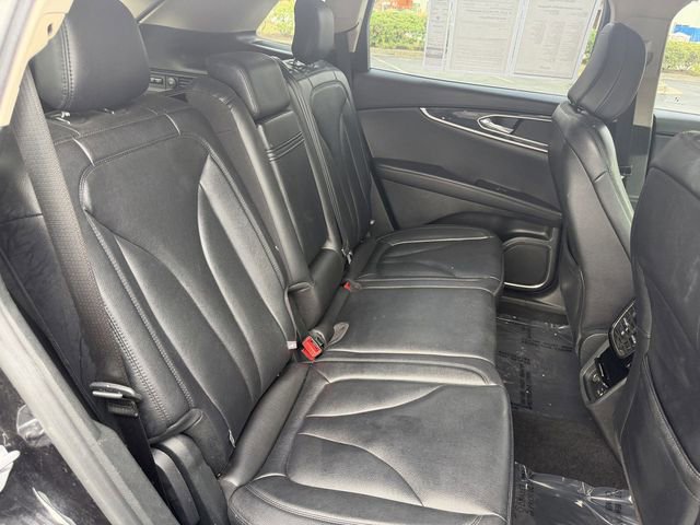 Used 2022 Lincoln Nautilus AWD w/ Premium Package image 24