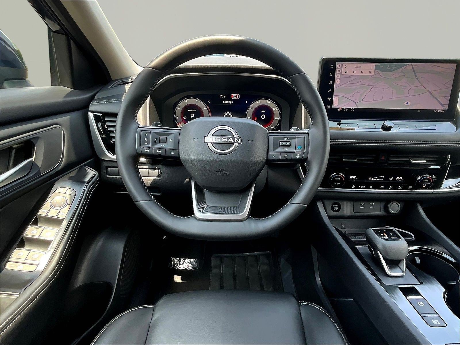 Used 2026 Nissan Rogue SL FWD image 15