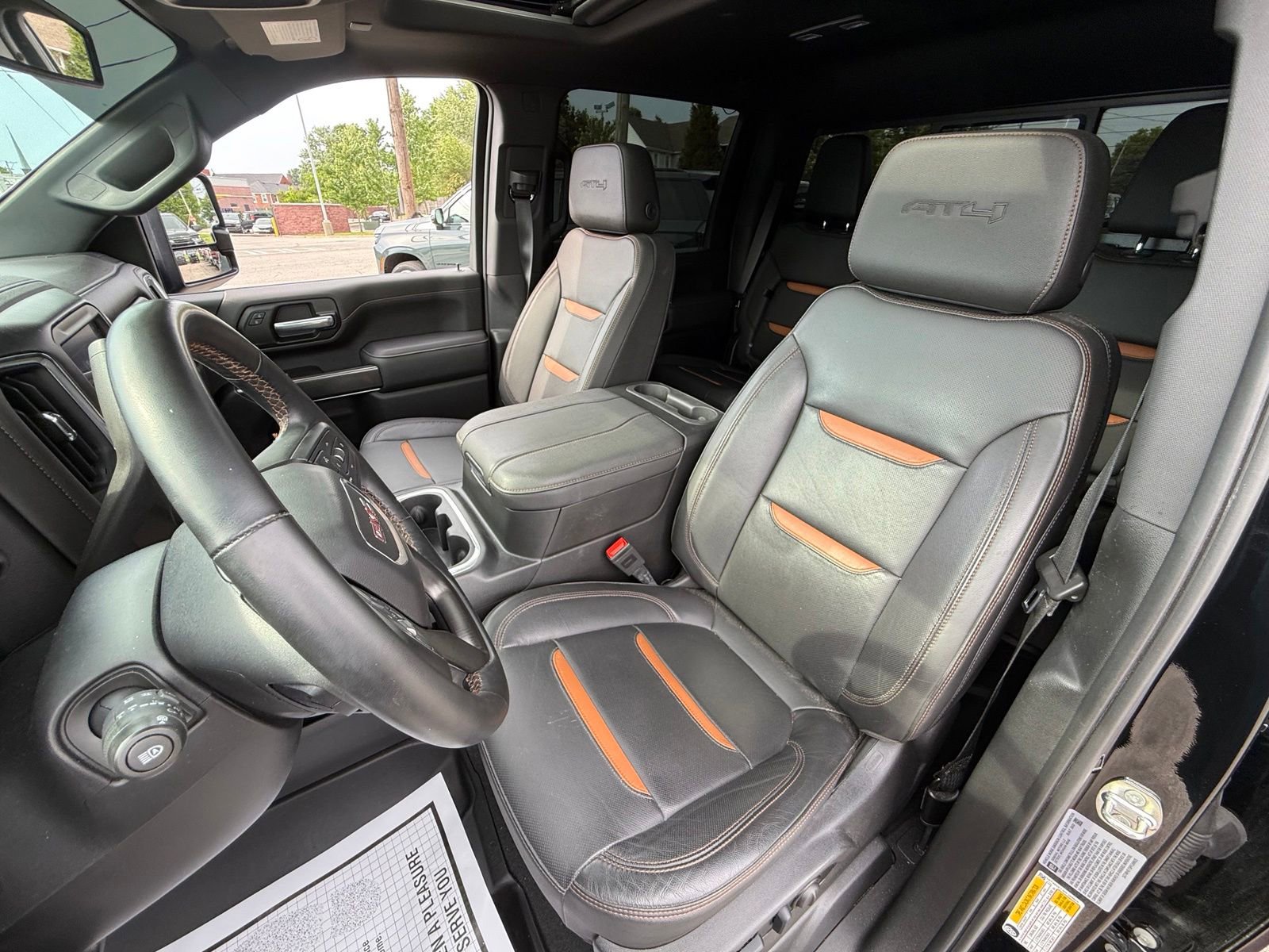 Used 2023 GMC Sierra 3500 AT4 w/ AT4 Preferred Package AWD/4WD image 15