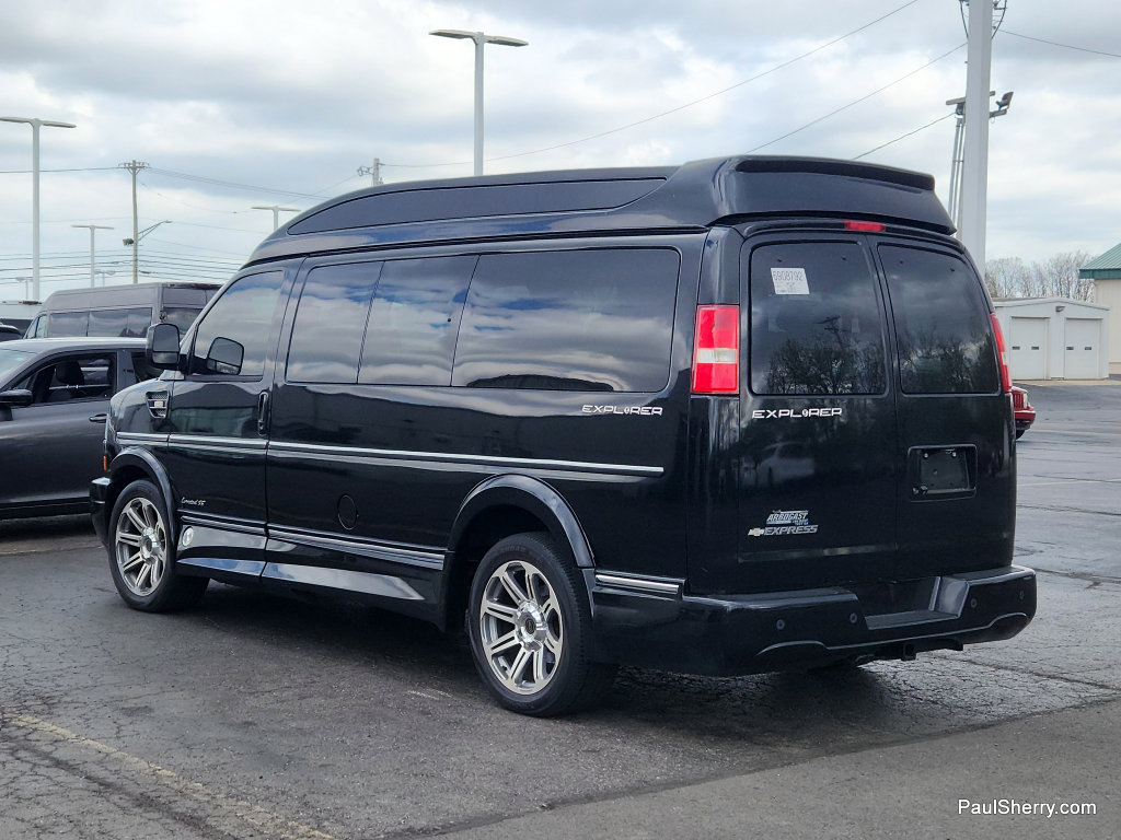 Used 2019 Chevrolet Express 2500 w/ Enhanced Convenience Package RWD image 12