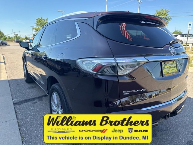 Used 2023 Buick Enclave Avenir w/ Avenir Technology Package image 9