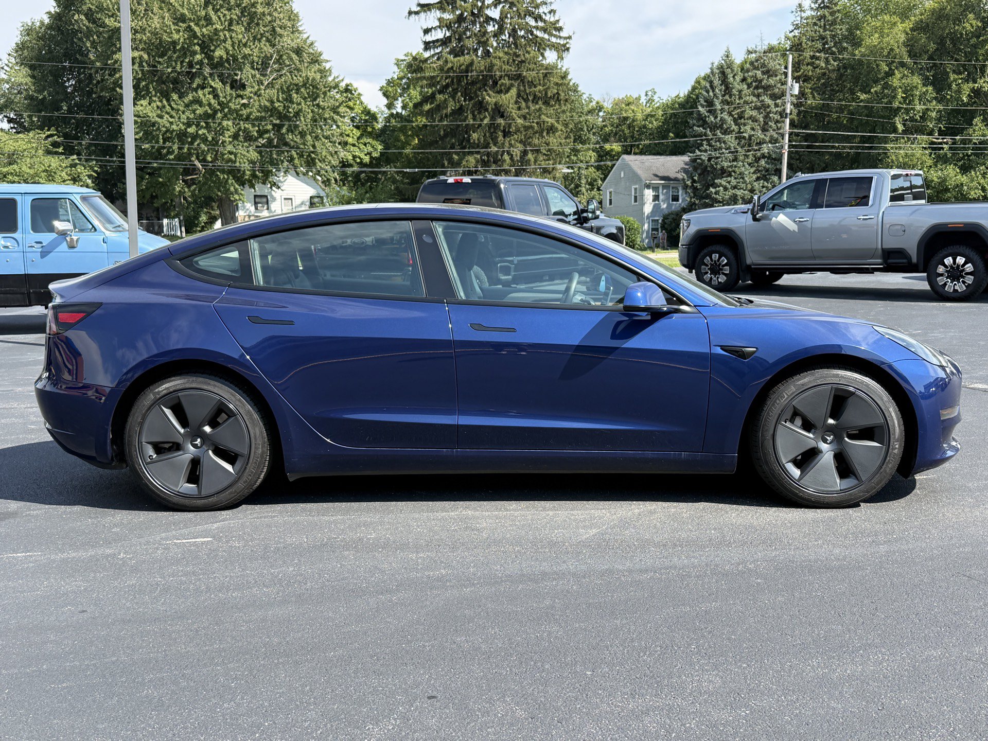 Used 2023 Tesla Model 3 Standard Range RWD image 9