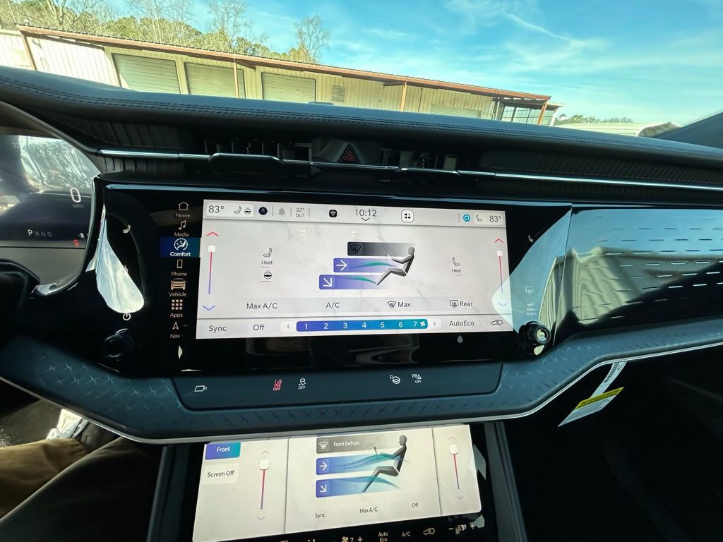 Used 2025 Jeep Wagoneer S Limited image 45