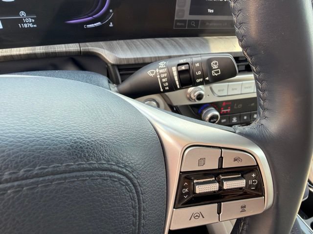 Used 2025 Kia Telluride EX w/ EX Captain's Chair Package FWD image 26