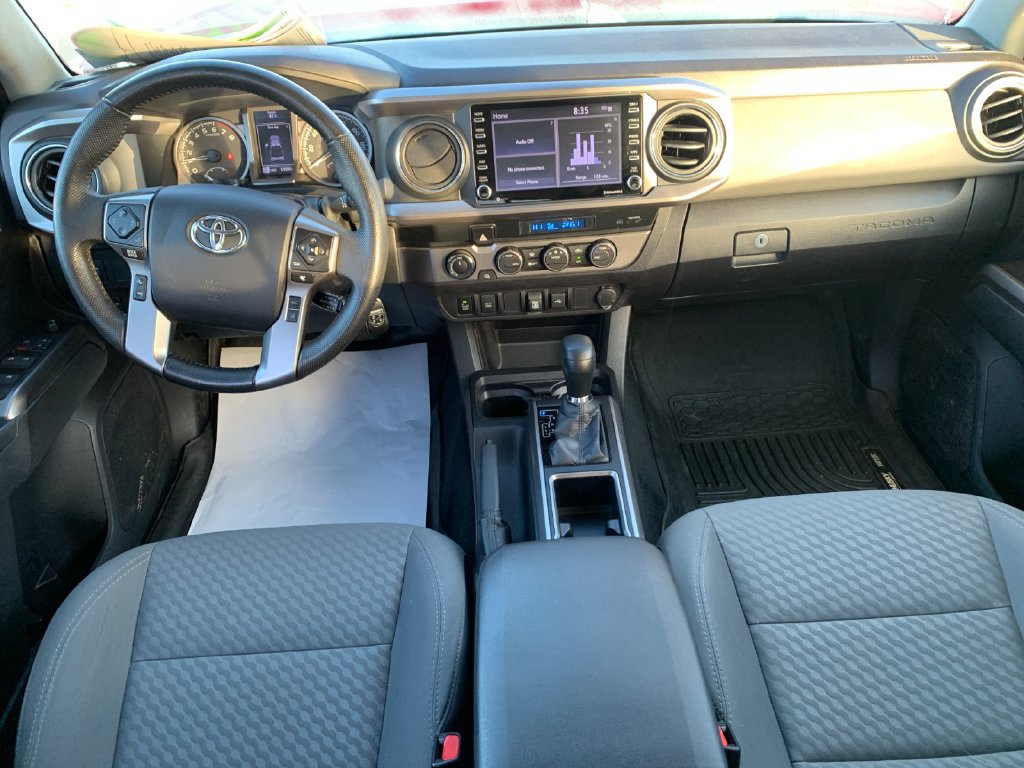 Used 2022 Toyota Tacoma SR5 w/ Technology Package AWD/4WD image 16