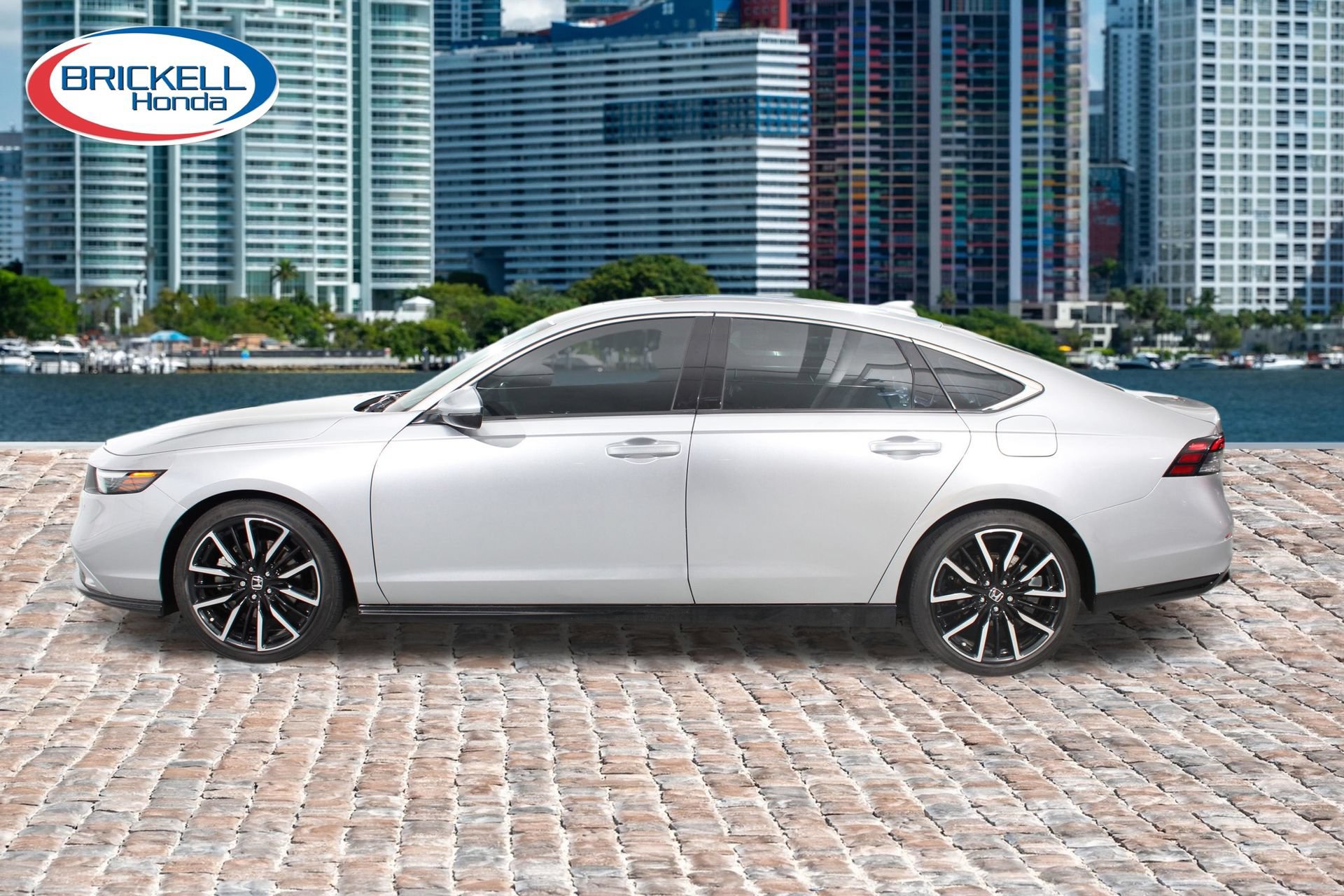Used 2024 Honda Accord Touring image 2