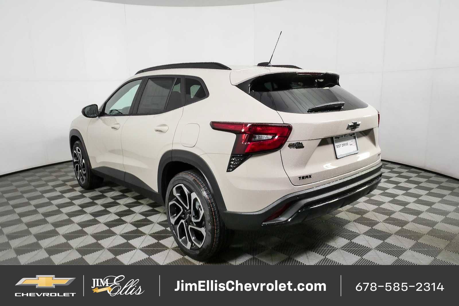 New 2026 Chevrolet Trax RS w/ Sunroof Package FWD image 27