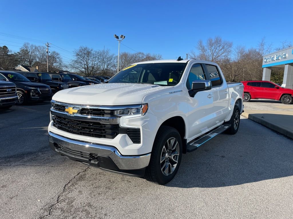 Used 2025 Chevrolet Silverado 1500 LT w/ All Star Edition Plus image 3