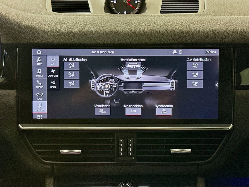 Used 2019 Porsche Cayenne image 19