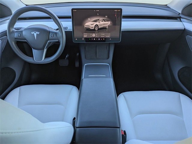 Used 2023 Tesla Model Y Long Range image 17