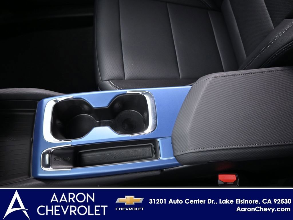 New 2026 Chevrolet Equinox EV LT AWD/4WD image 17