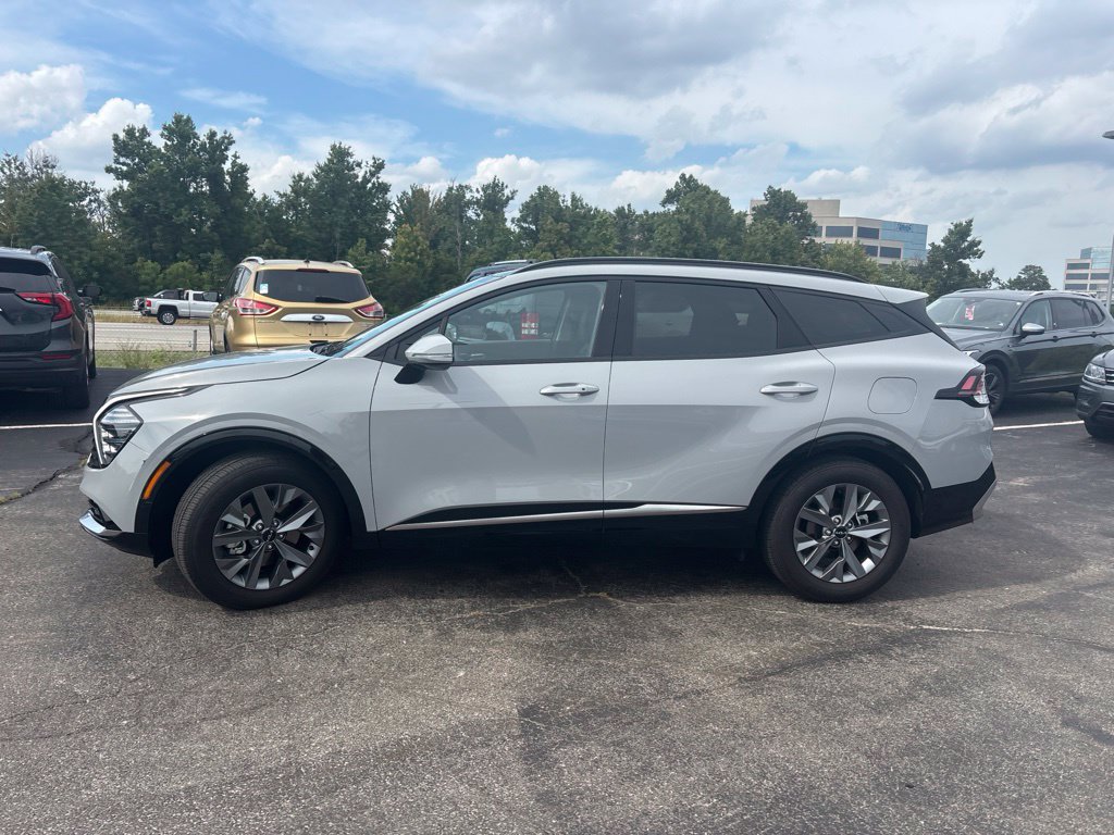 Certified 2025 Kia Sportage SX FWD image 12