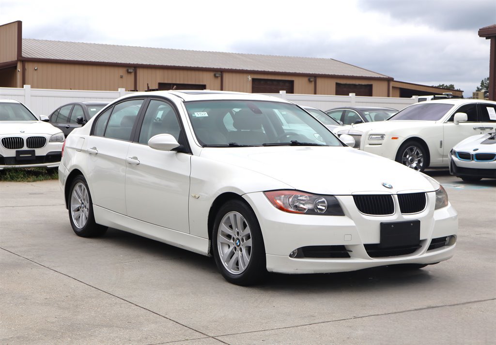 Used 2006 BMW 325i Sedan RWD image 9
