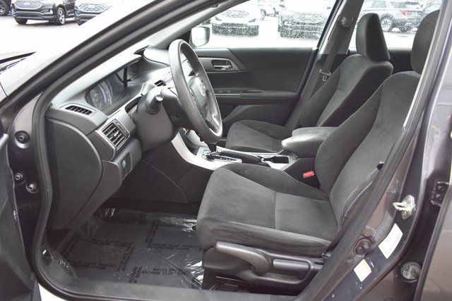 Used 2013 Honda Accord LX image 13