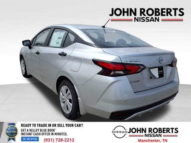 Used 2025 Nissan Versa S w/ Trunk Package image 14