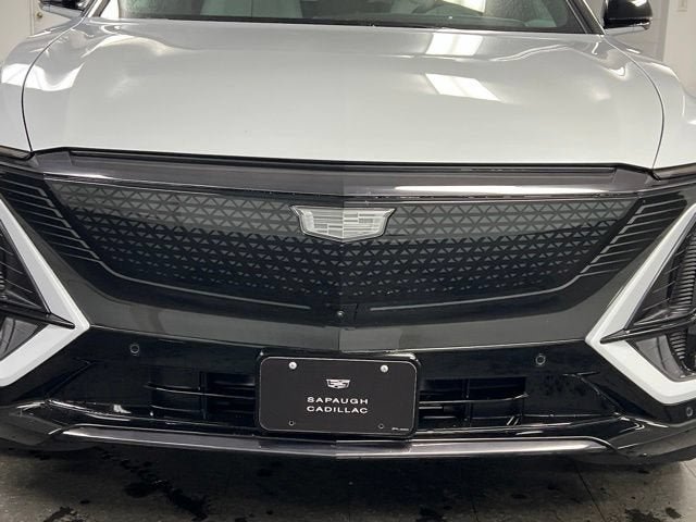 New 2026 Cadillac Lyriq Sport w/ LPO, Floor Liner Package AWD/4WD image 9