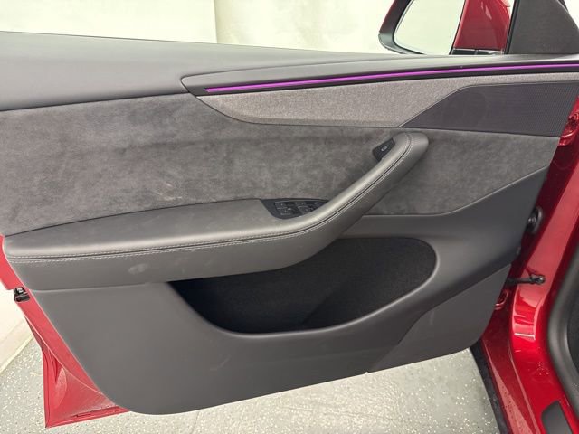 Used 2026 Tesla Model Y 2WD image 19