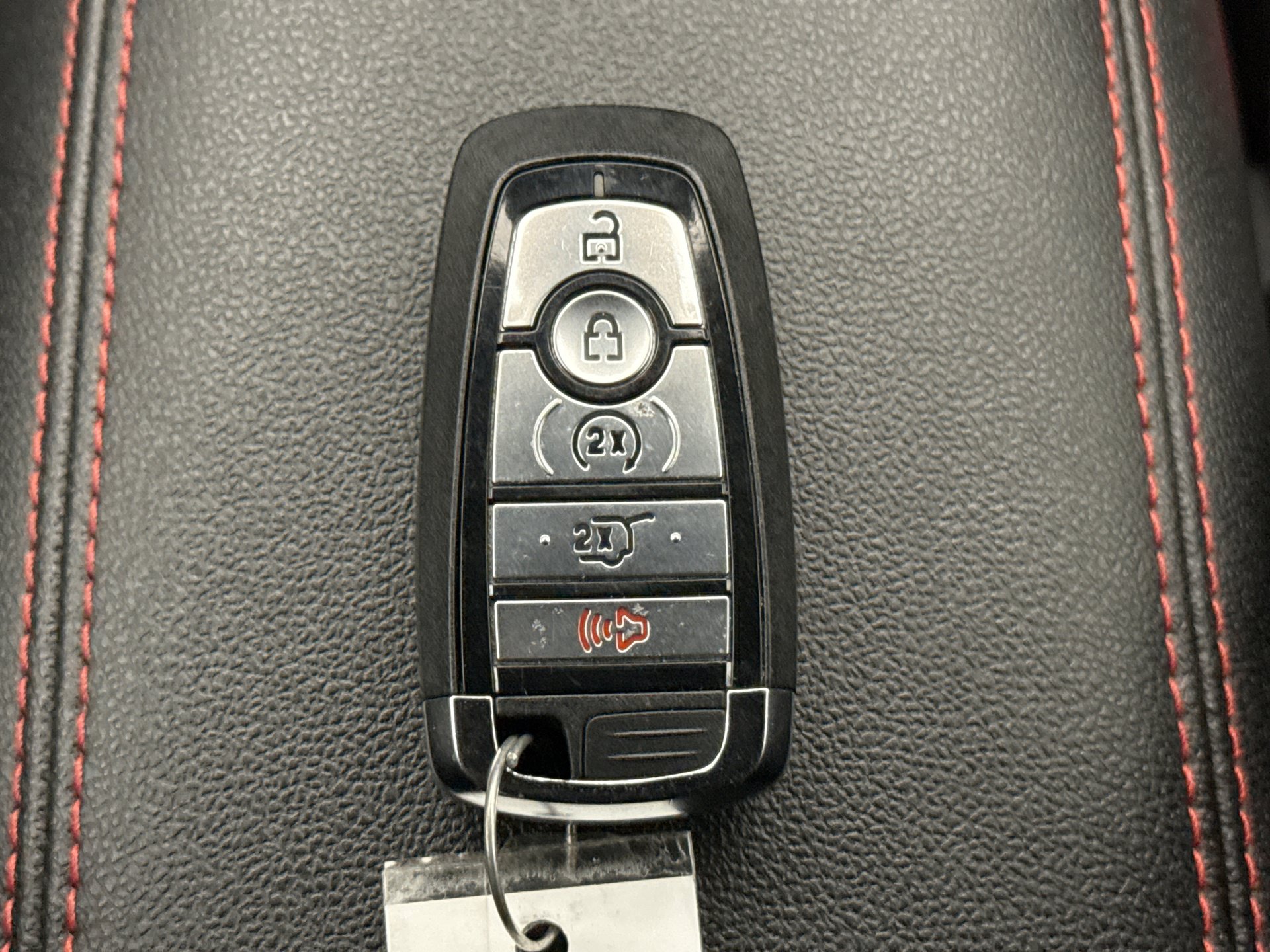 Used 2024 Ford Escape ST-Line w/ Tech Pack #1 AWD/4WD image 22