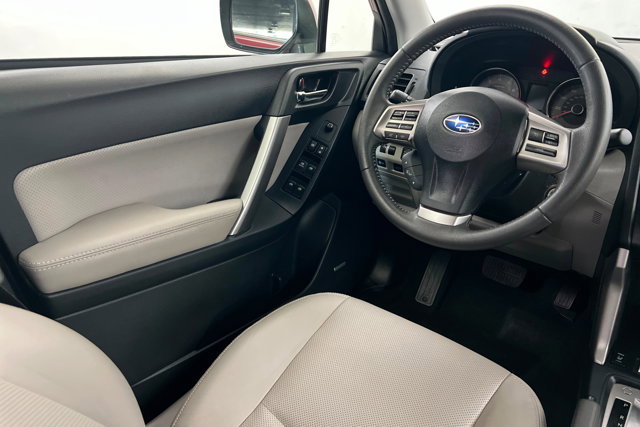 Used 2015 Subaru Forester 2.5i Limited image 11